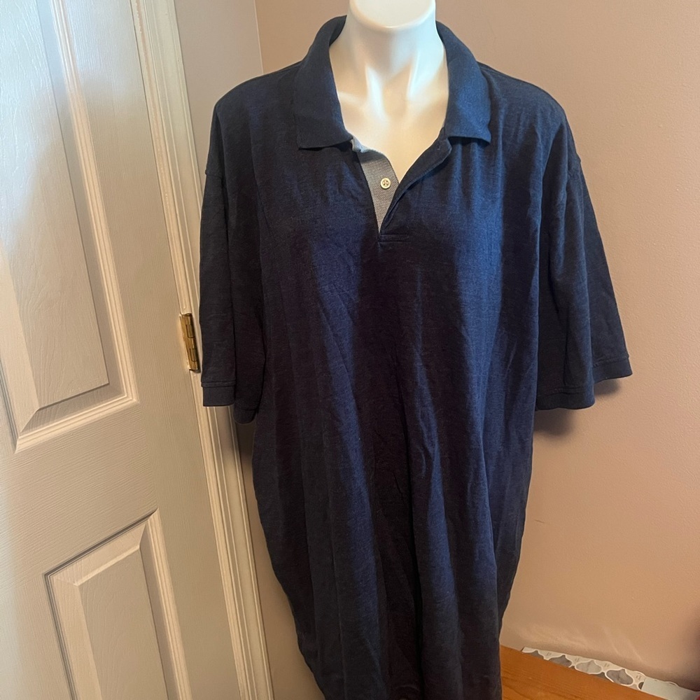 Club‎ Room blue collared polo shirt